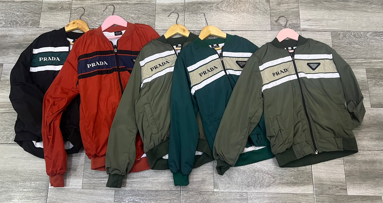 Chaqueta beisbolera prada