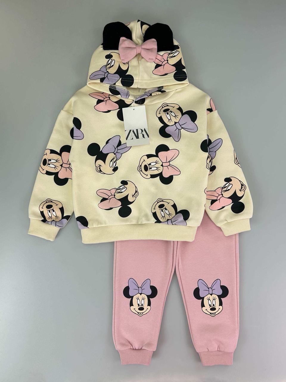 Zara Capota (Minnie)